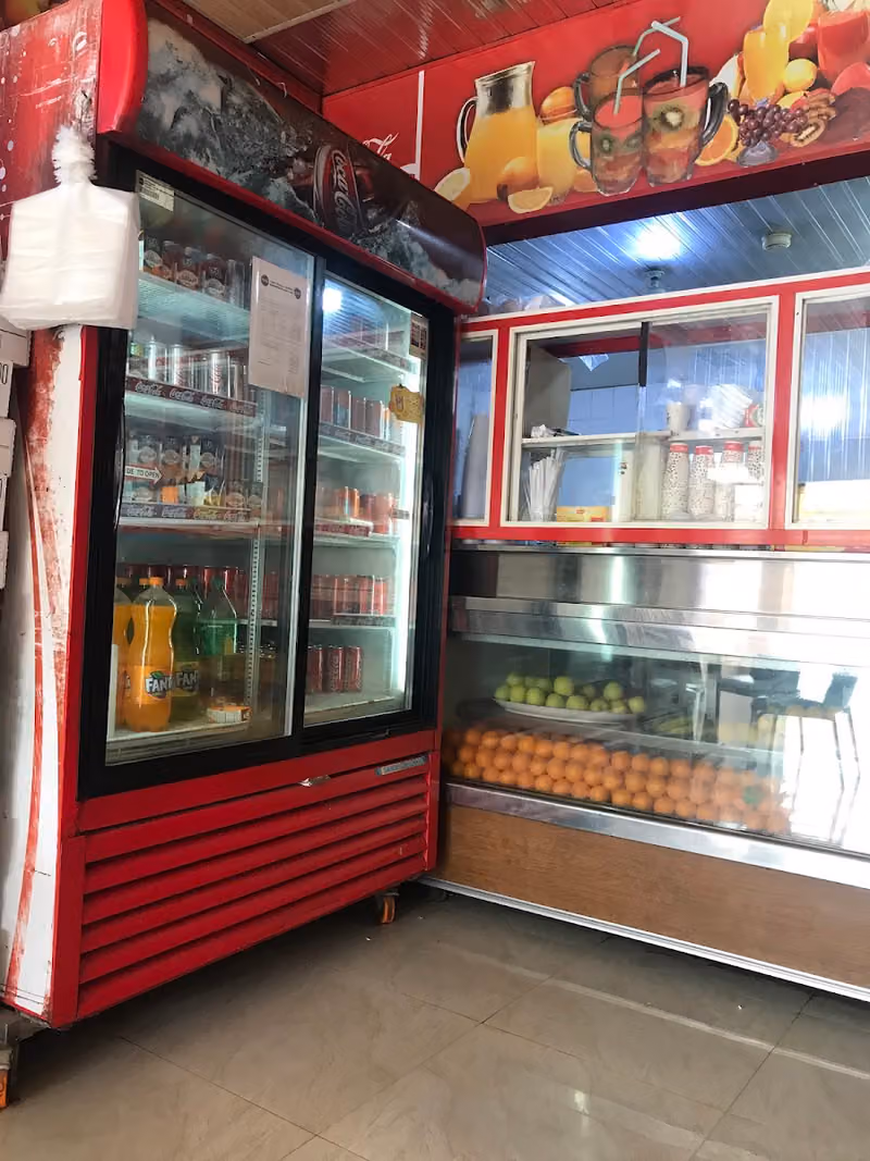 بوفيه للوجبات السريعة