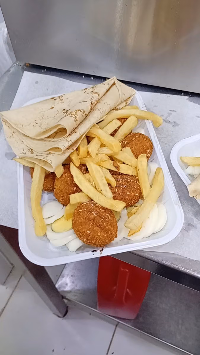 بوفية وقت الاكل للتقديم الوجبات