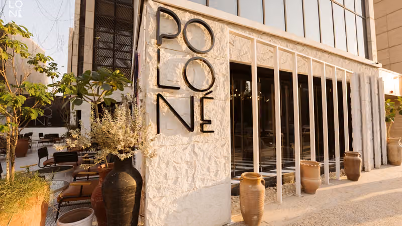 Poloné