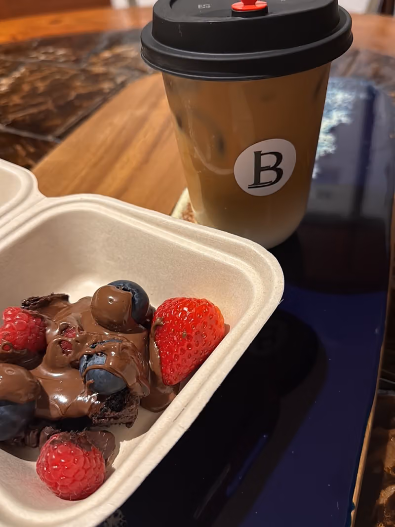 بي آند إف BandF Cafe