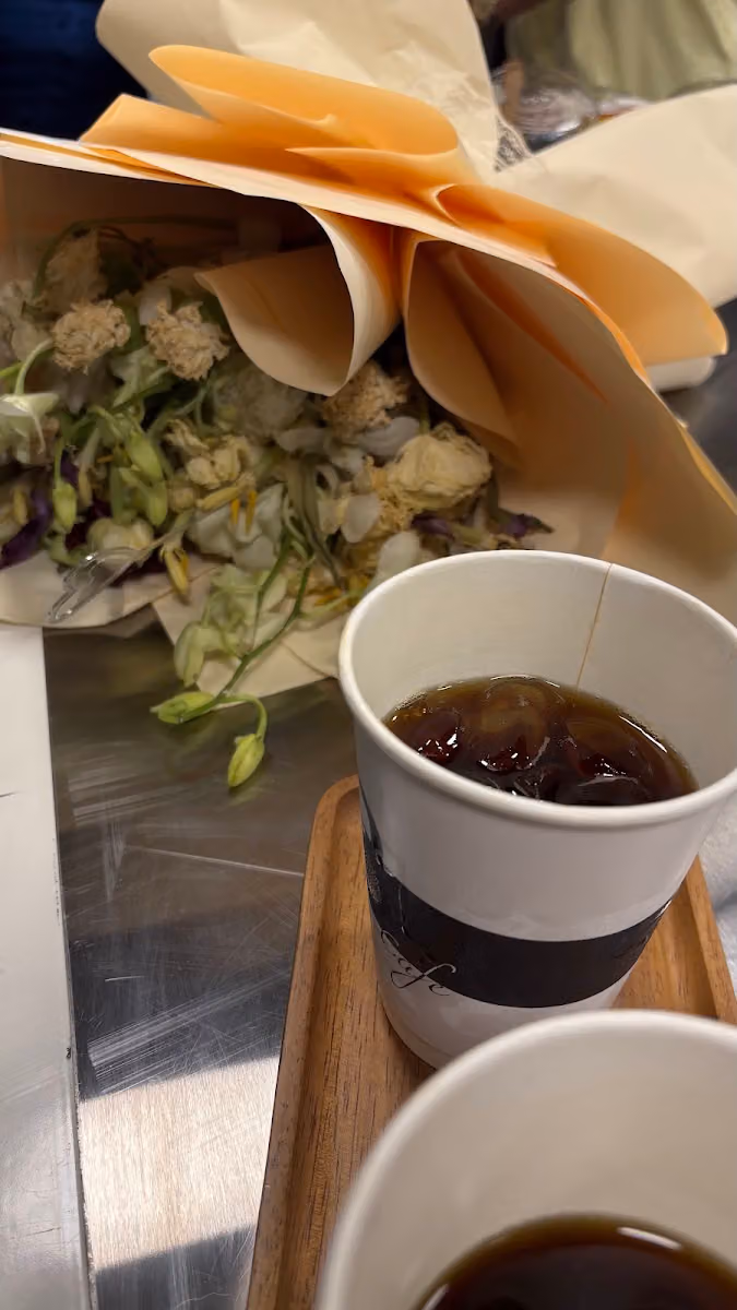 بي آند إف BandF Cafe