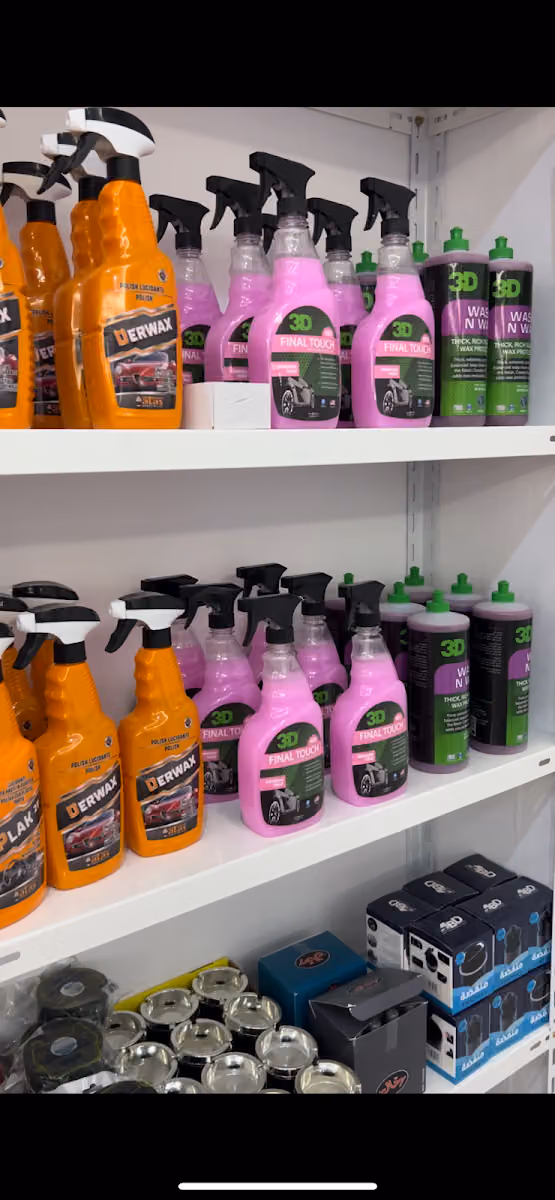 بي كار لزينة السيارات