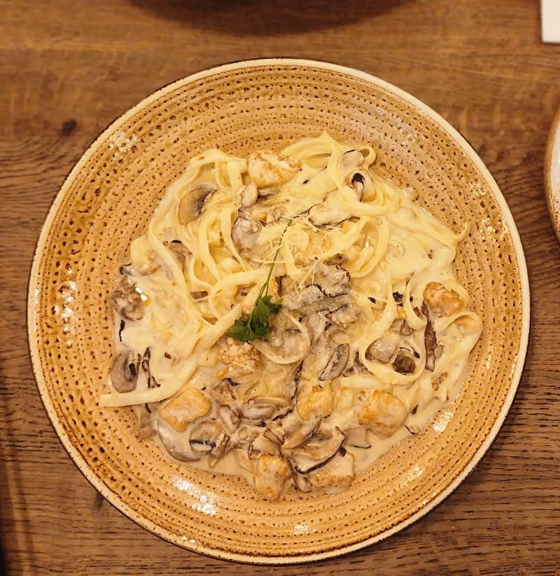Piatto Restaurant