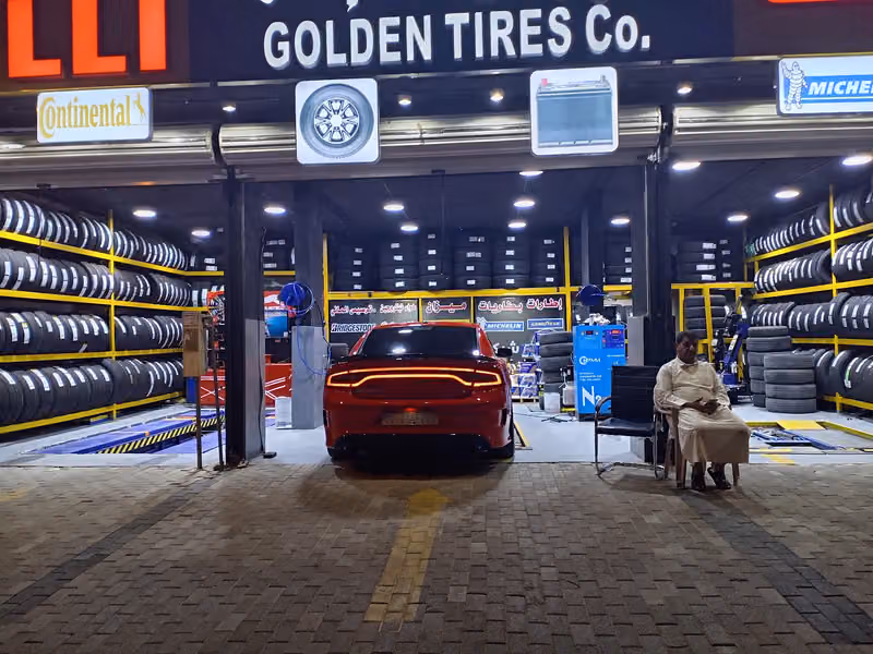 بيريللي Pirelli شركه ذهبيات للاطارات