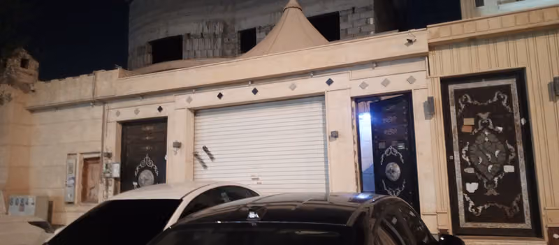 بيت م العبسي