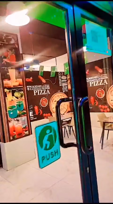 بيتزا و برجر