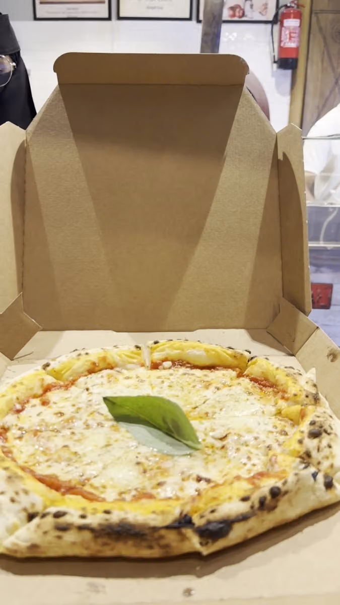 بيتزاريا بازيليكو Pizzeria Basilico