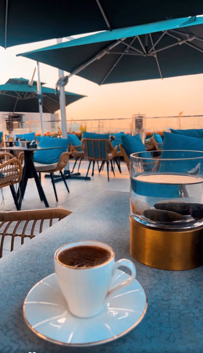 بيور دايموند لاونج