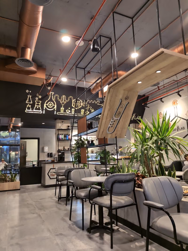 CAF LAB | River Walk