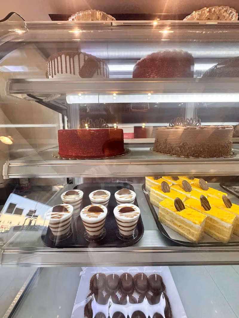 Cake 'n' Bake Bakery