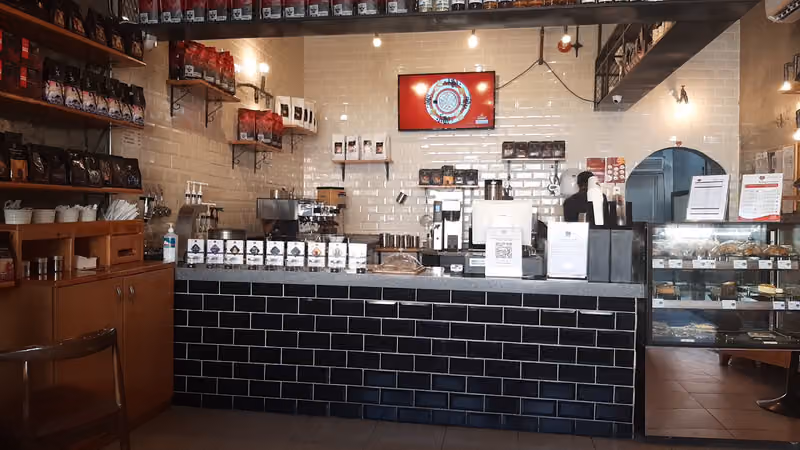 Castello Coffee Qurban || قلعة البن قربان