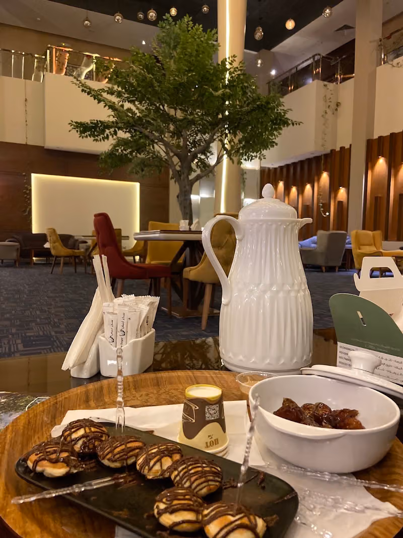 Celine Home Serviced Apartment Al Malqa