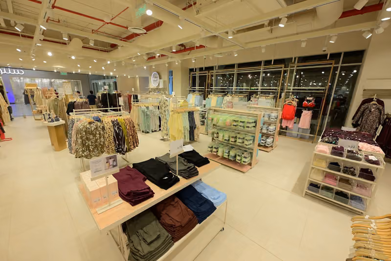 Centrepoint - Granada Mall