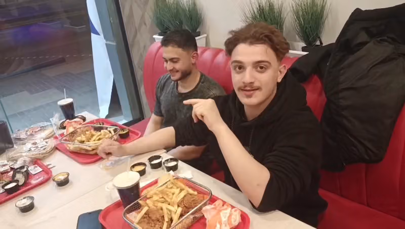 بروستد تشيكن باشه