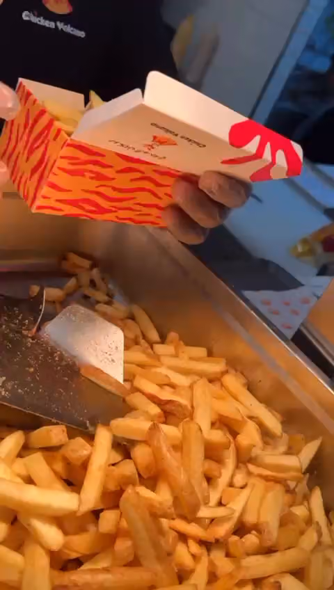 Chicken Volcano بركان الدجاج
