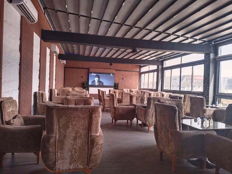 Cill roof Coffee lounge سيل روف لاونج
