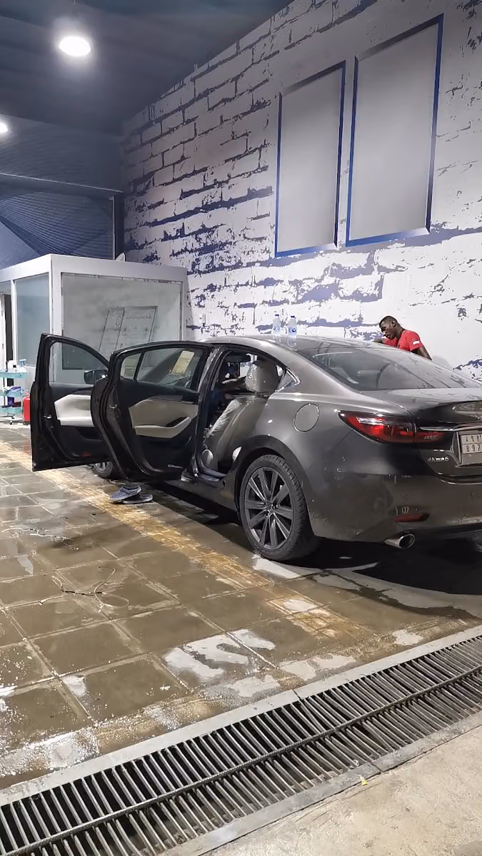 Cleanic car wash كلينك لغسيل السيارات