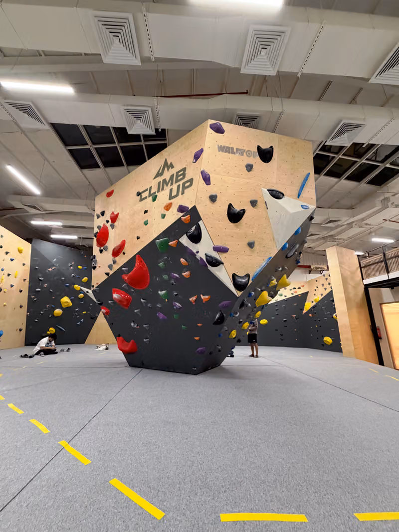 Climb Up | Rock Climbing Center