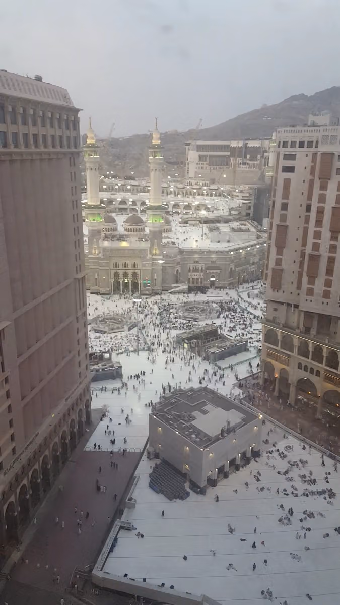 كونراد جبل عمر مكة