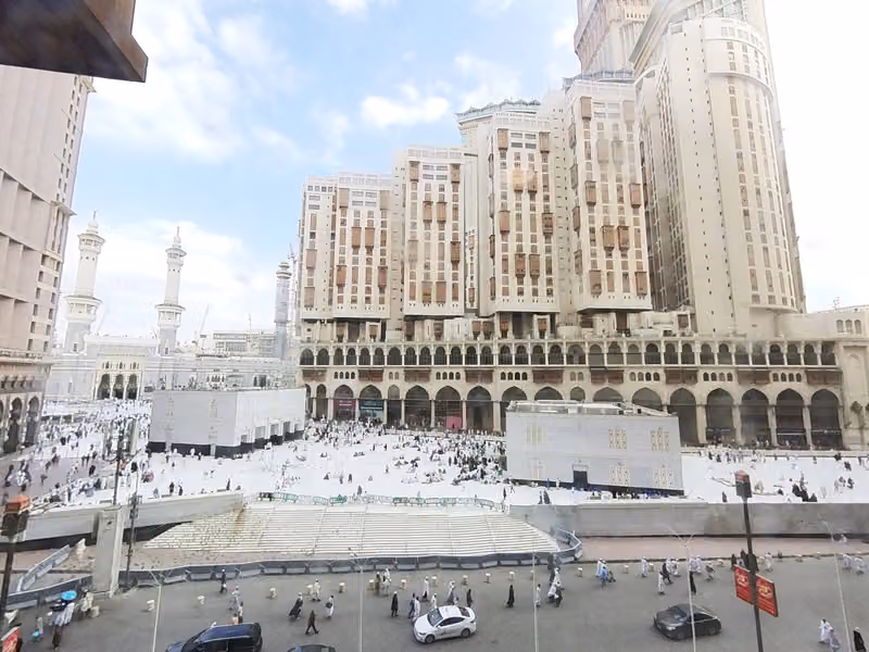 كونراد جبل عمر مكة