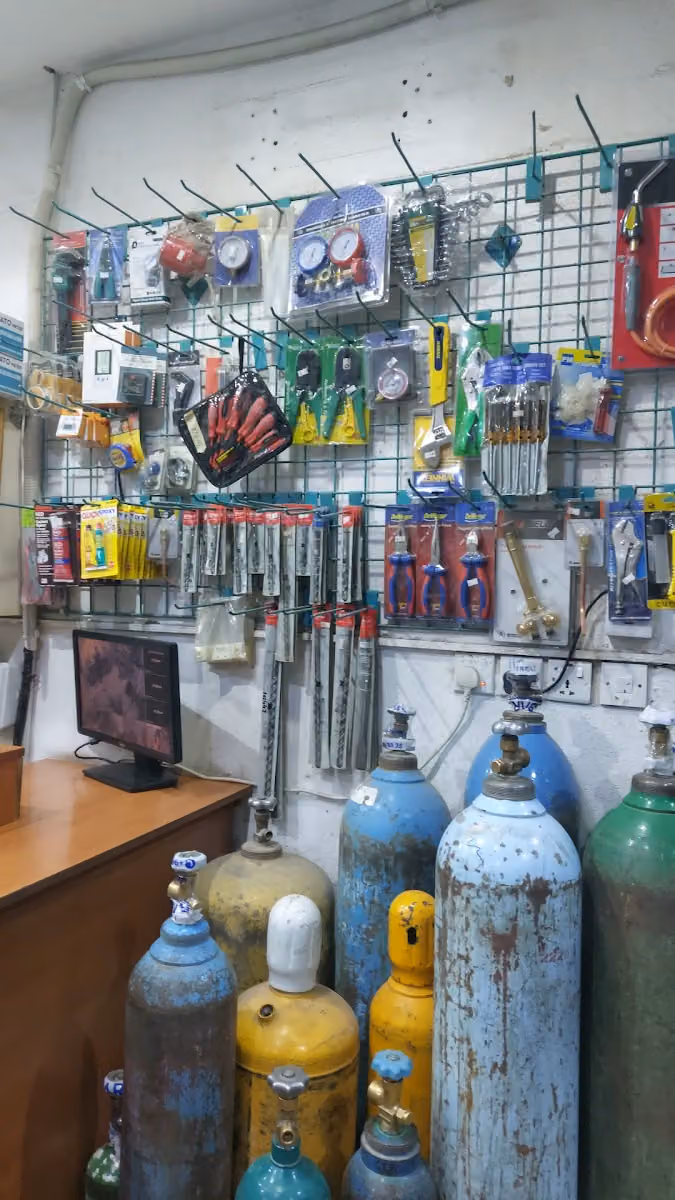 Cool world for Selling Air Conditioning, ‘Washing Machines, Refrigeration & Oven Spare Parts.Previous name (Al Ayaf )