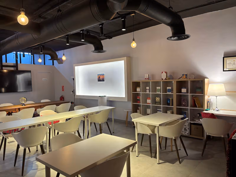 CornerStone Book-Café