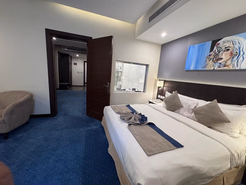 COUPARD HOTEL