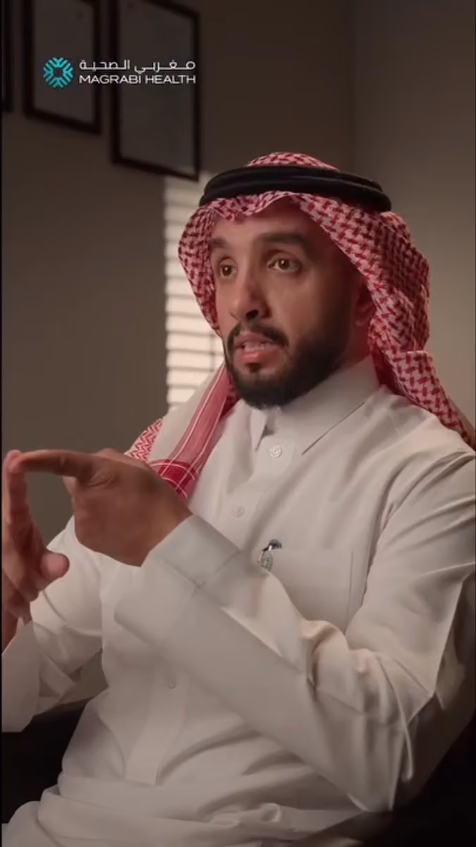 د. محمد العسيري – استشاري جراحة الشبكية والماء الابيض بالرياض