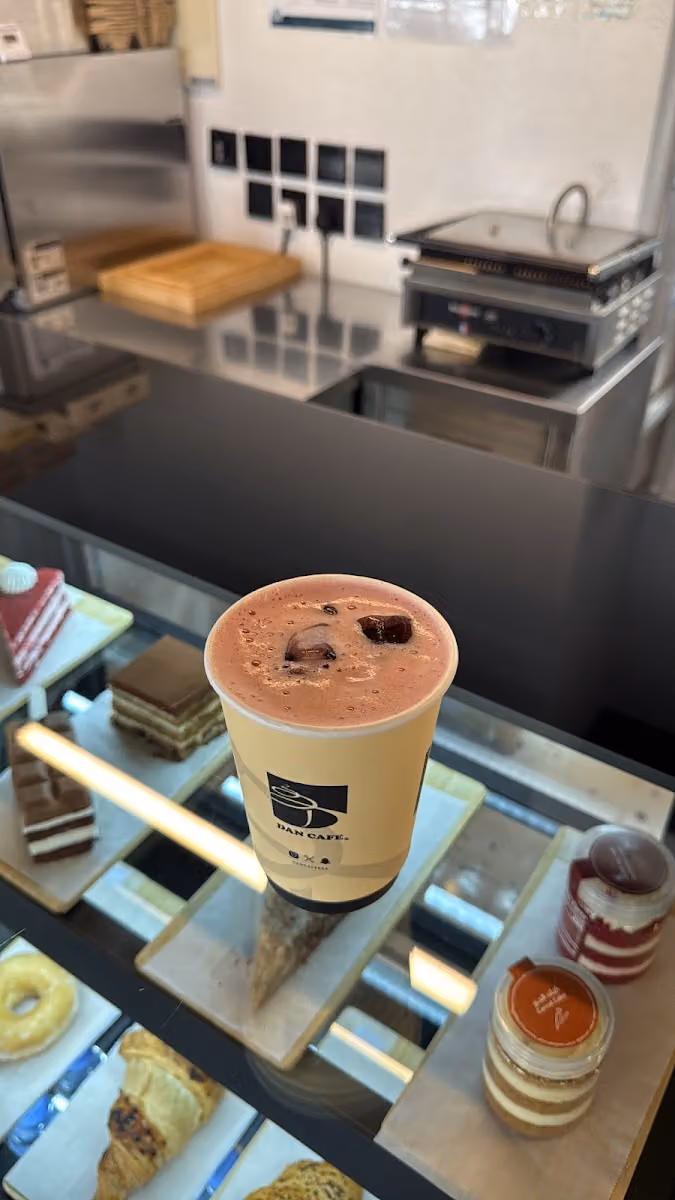 DAN CAFE