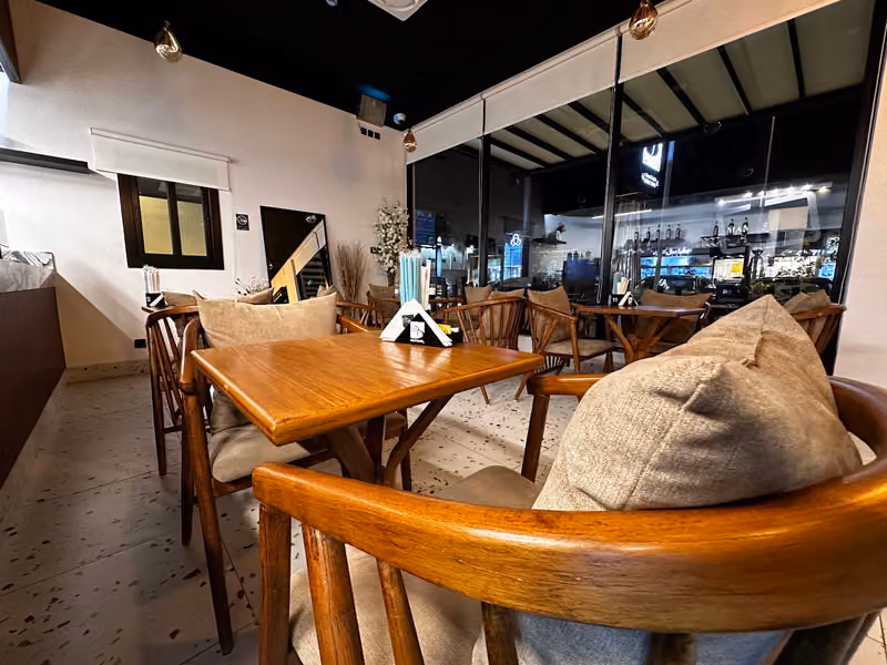 DAN CAFE