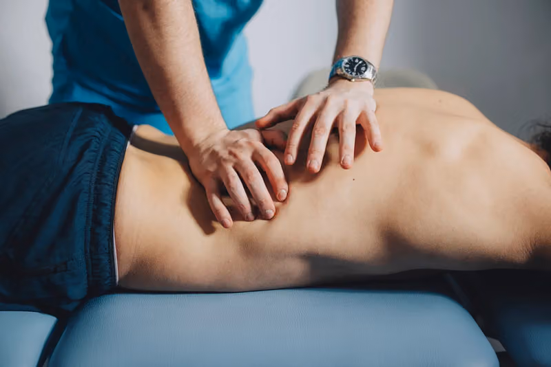 دار التدليك خدمة فندقية ومنزلية للعناية بالرجال