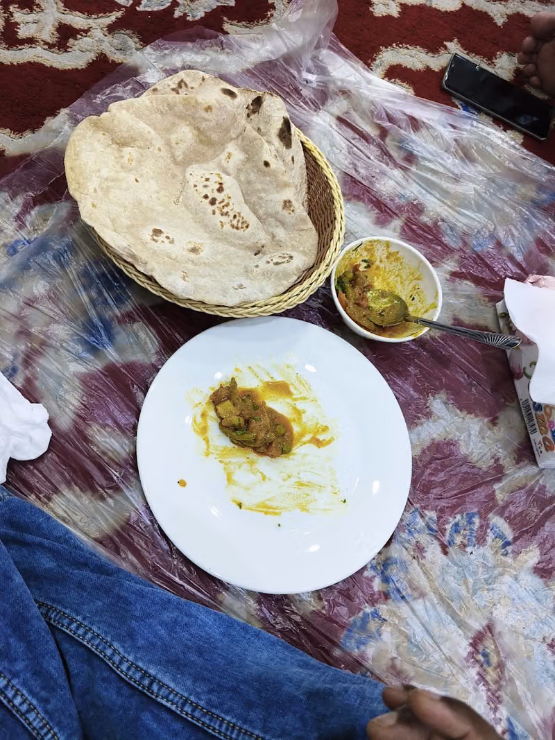Darbar-E-Khas Restaurant