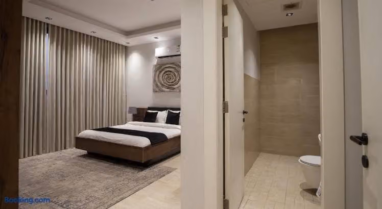 Darstays Luxurious two-bedroom apartment compound Al Malqa district