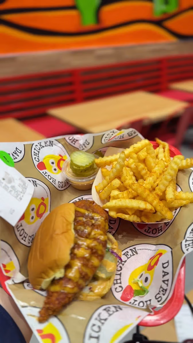 Dave's Hot Chicken Roshn Front