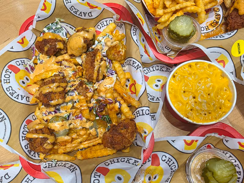 Dave's Hot Chicken Roshn Front
