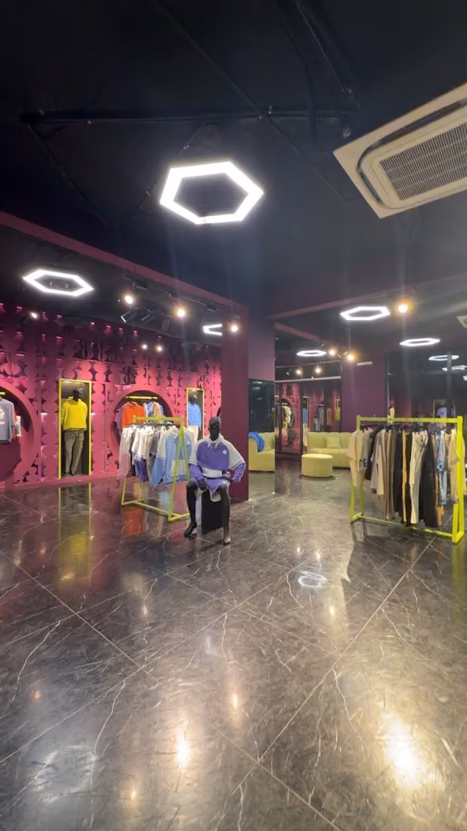 Definition store | دفنيشن