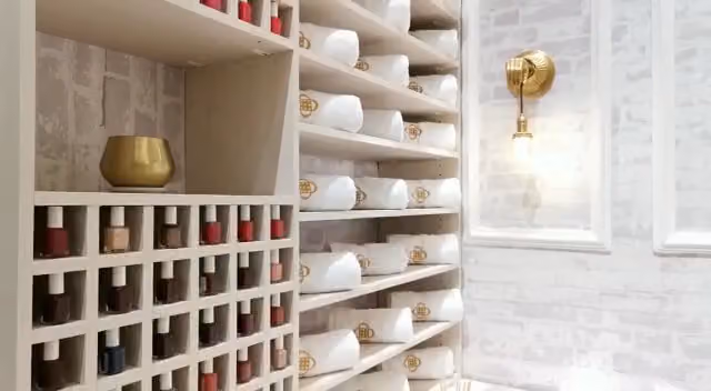 Dentelle Beauty Salon for Women / مركز دانتيل التجميل النسائي