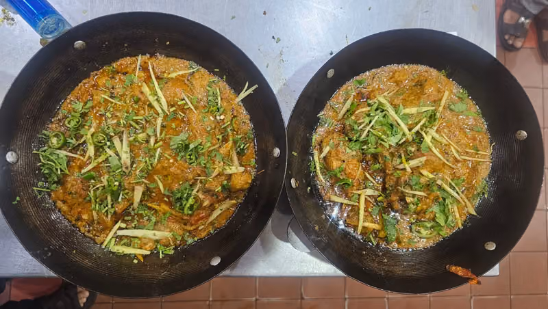 Desi Dera Restaurant - مطعم ديسي ديرة