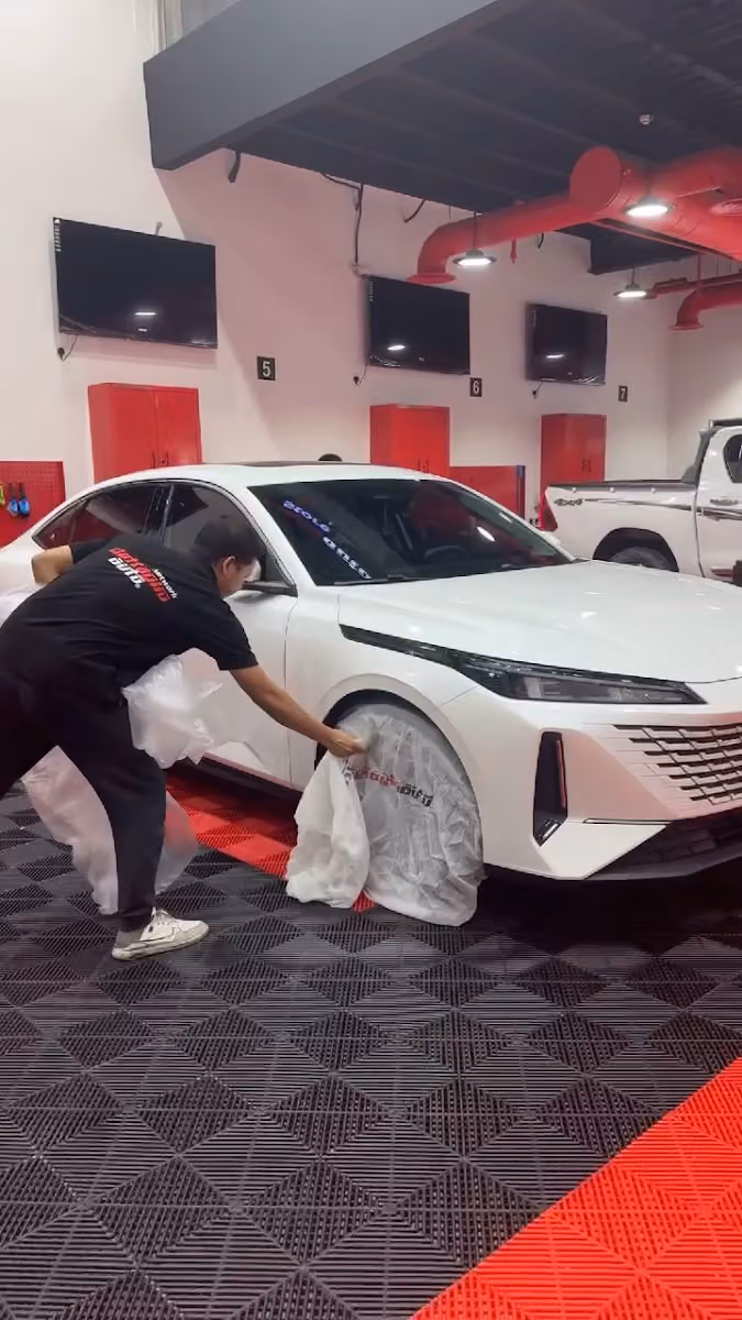 Dettaglioauto l ديتاليواوتو