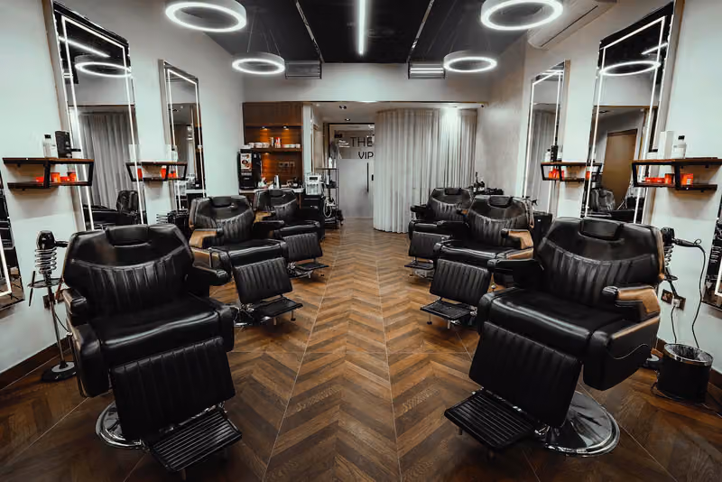 ذا ارتيست للحلاقة - The Artist Barbershop