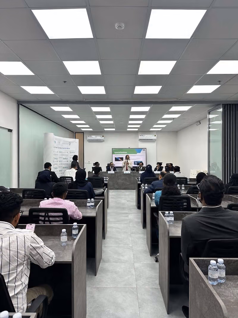 Dimois College of Business