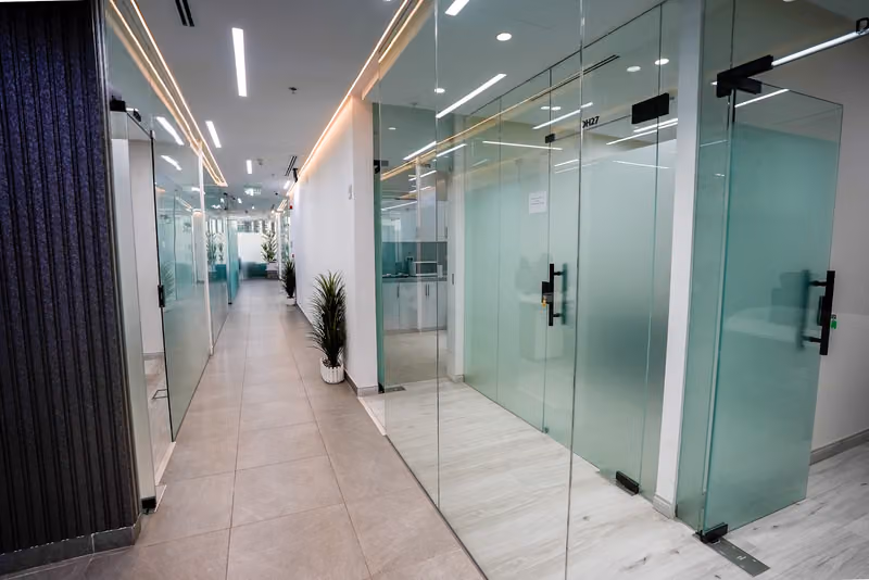 DISTINCTION HUB