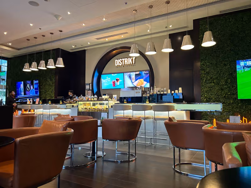 Distrikt Cafe & Lounge