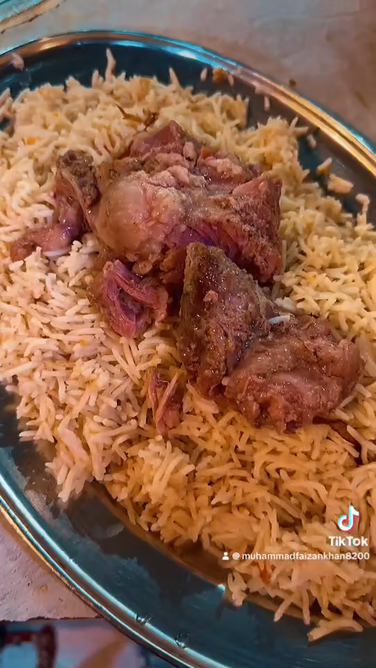 Diyar E Taiba Bukhari Restaurant مطعم ديار طیبہ البخاري