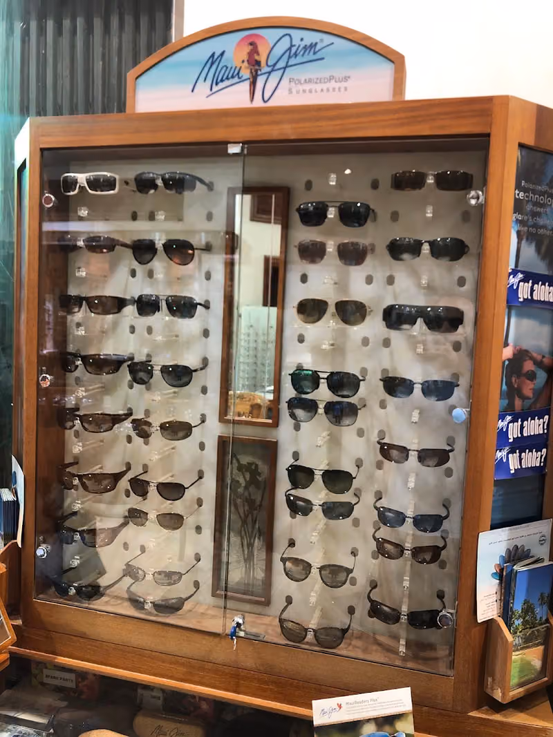 Donya Aloyoun Optical Center