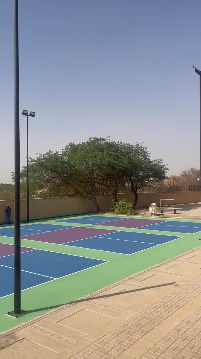 DQ TENNIS & PADEL CENTER