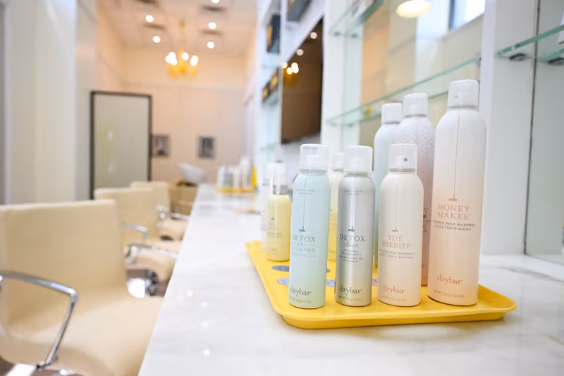 Drybar Shop U-Walk Riyadh | دراي بار شوب- يووك الرياض