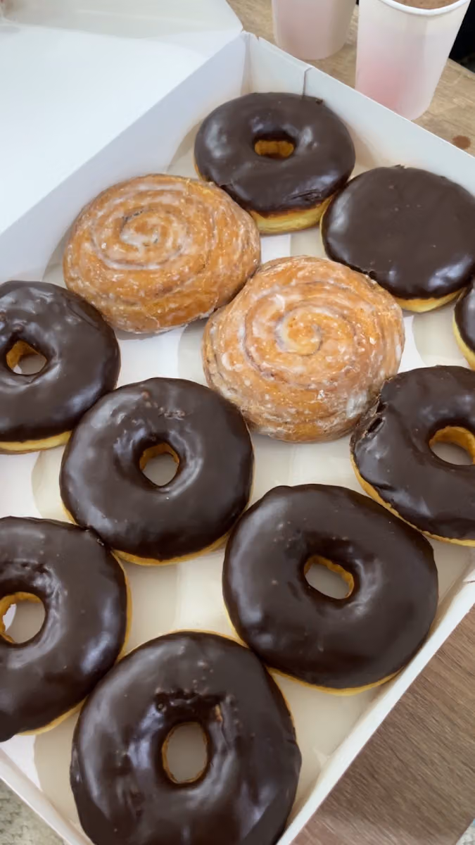 DUNKIN DONUTS