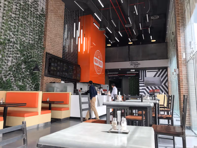 دونر و جيروس الحياة مول Doner and Gyros Hayat Mall