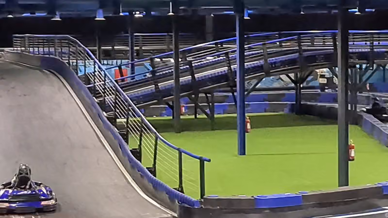 دووس كارتنج Doos Karting
